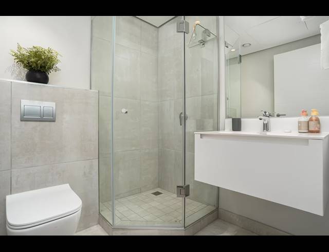 0.5 BEDROOM APARTMENT FOR SALE IN CAPE TOWN CITY CENTRE
